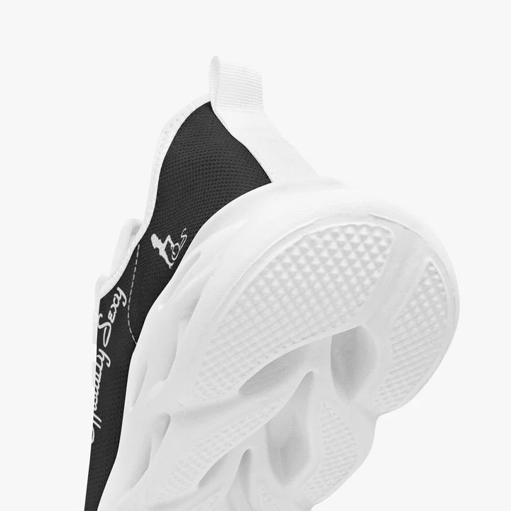 English Officially Sexy Solid Color Collection Bounce Mesh Knit Sneakers - Black And White