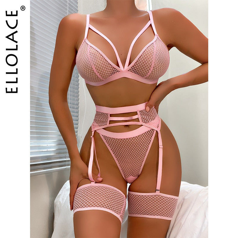 Conjunto de lencería erótica de 3 piezas de encaje y malla transparente para mujer de Ellolace presentado por Officially Sexy
